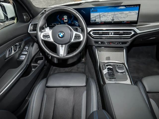 BMW 330 330i M-Sport Sedan xDrive