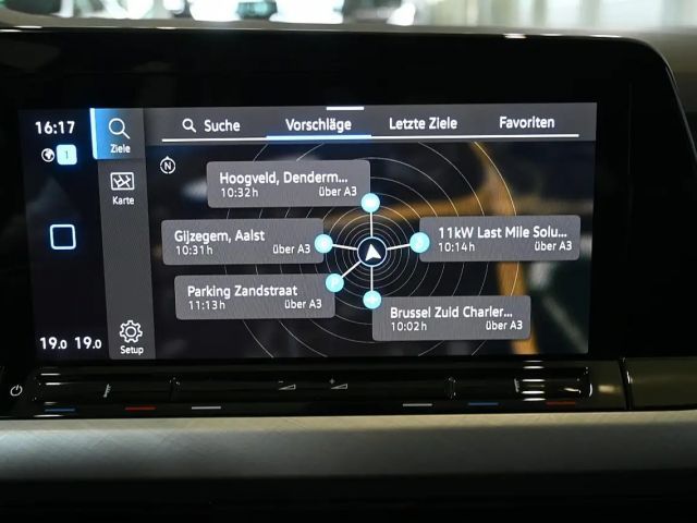 Volkswagen Golf Life