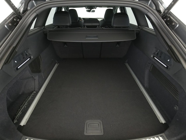 Audi A6 Avant Quattro S-Tronic