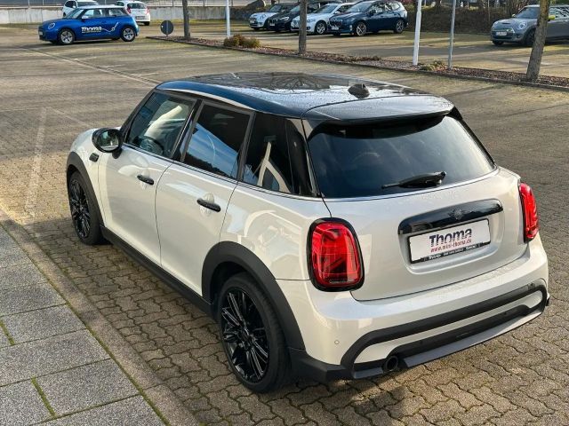 MINI Cooper 5-deurs
