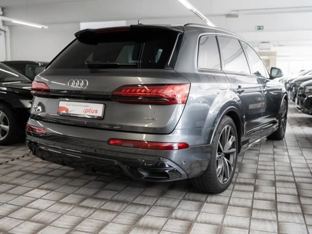 Audi Q7 50 TDI Quattro S-Line