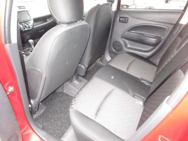 Mitsubishi Space Star Star