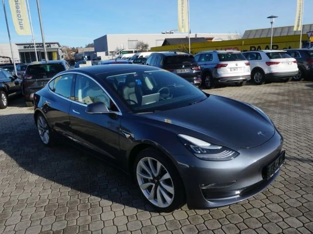 Tesla Model 3 AWD Long Range