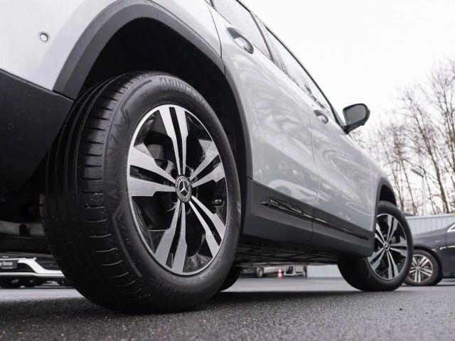 Mercedes-Benz GLA 200 Progressive