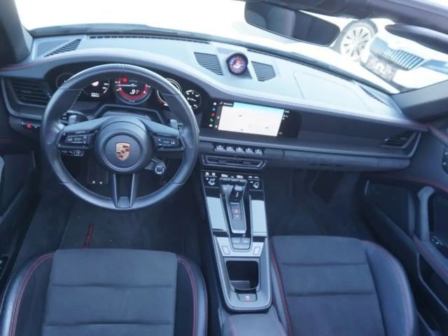 Porsche 911 Cabrio Carrera GTS