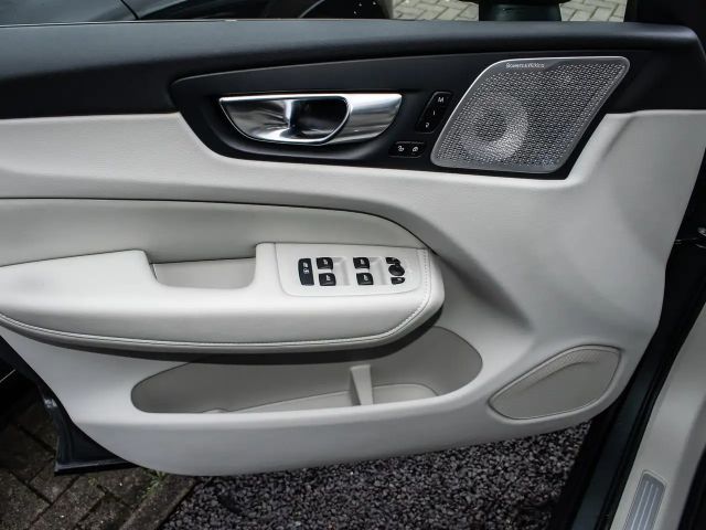 Volvo XC60 AWD Dark T8 Ultra