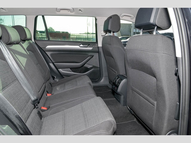 Volkswagen Passat 1.5 TSI Business DSG Variant