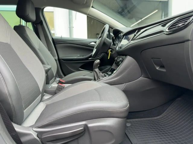 Opel Astra Elegance Sports Tourer