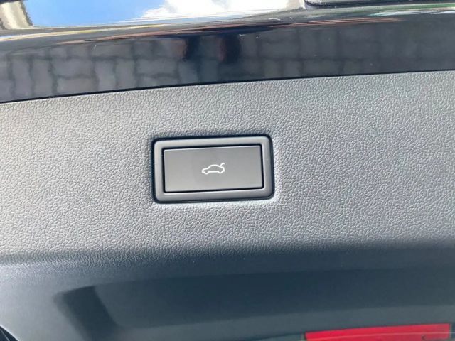 Ford Explorer Extended range RWD