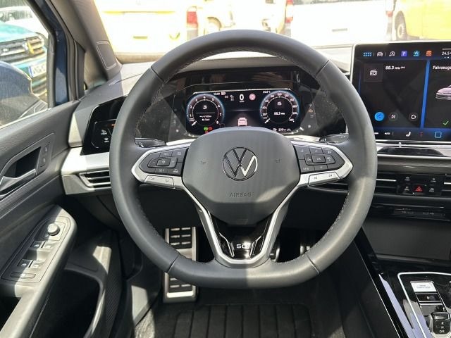 Volkswagen Golf 1.5 eTSI DSG