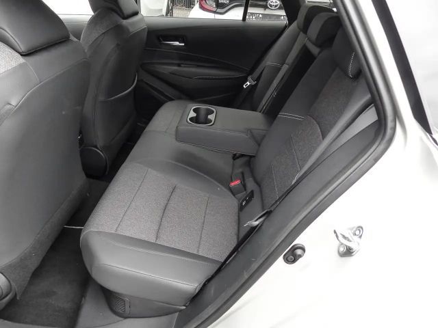 Toyota Corolla Hybride Team D