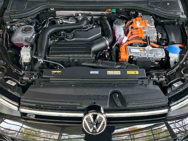 Volkswagen Passat DSG R-Line eHybrid