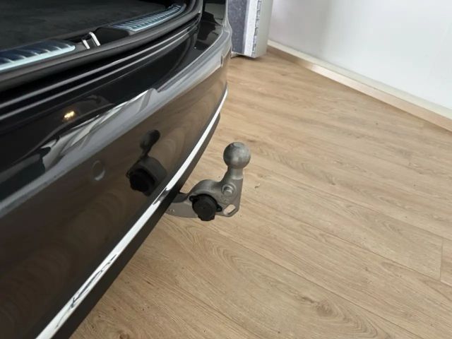 Mercedes-Benz C 220 AVANTGARDE C 220 d Estate