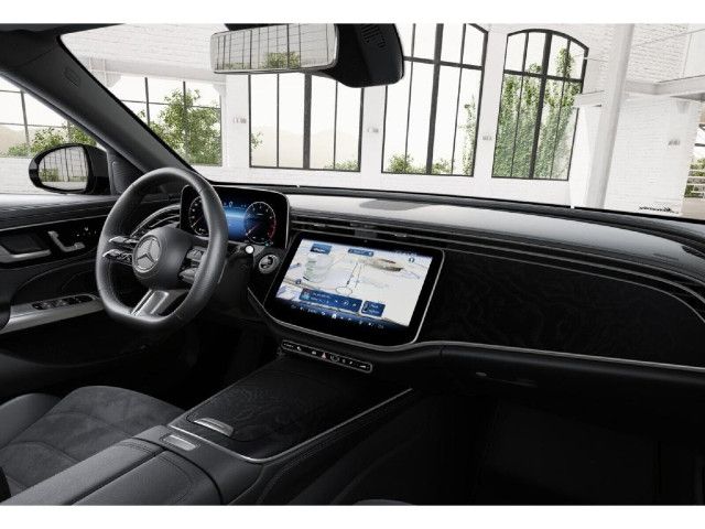 Mercedes-Benz E 200 AMG Line Sedan