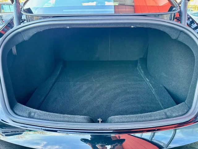 Tesla Model 3 AWD Long Range