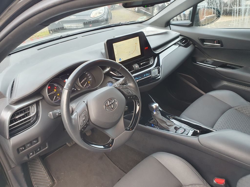 Toyota C-HR 5-deurs Basis