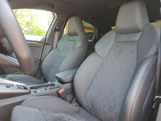 Audi RS3 Quattro S-Tronic Sedan