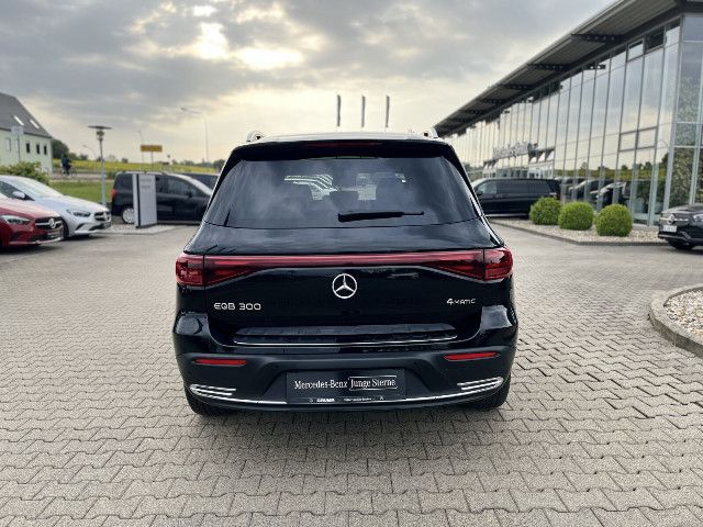 Mercedes-Benz EQB 300 4MATIC
