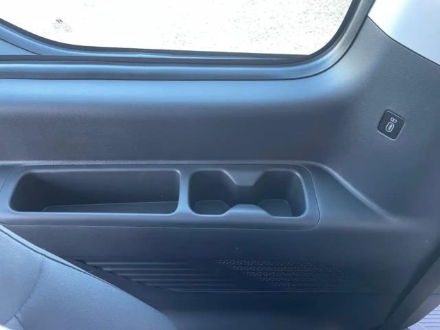 Hyundai Staria Trend