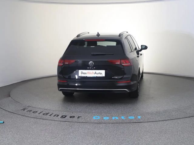 Volkswagen Golf DSG Life Variant