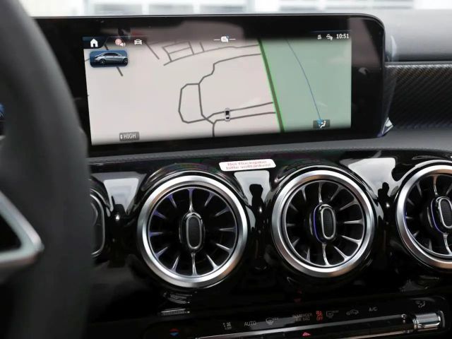 Mercedes-Benz A 200 Progressive