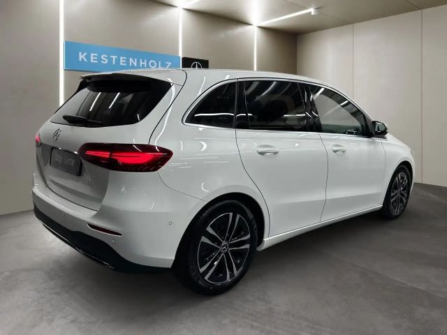 Mercedes-Benz B 200 Progressive Sedan