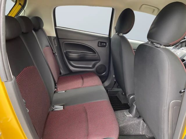 Mitsubishi Space Star Star