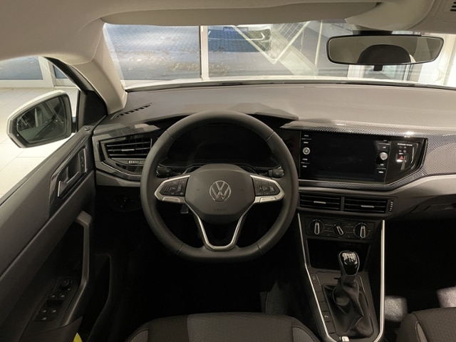 Volkswagen Polo 1.0 +ALLWETTER+NAVI+KAMERA