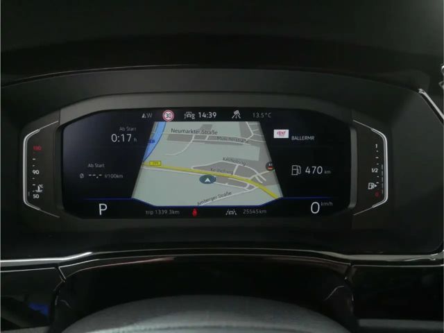 Volkswagen Touran 1.5 TSI DSG R-Line