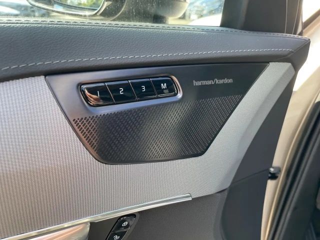 Volvo XC90 AWD Dark Ultimate