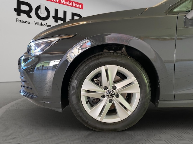 Volkswagen Golf 1.5 TSI BMT Golf VIII