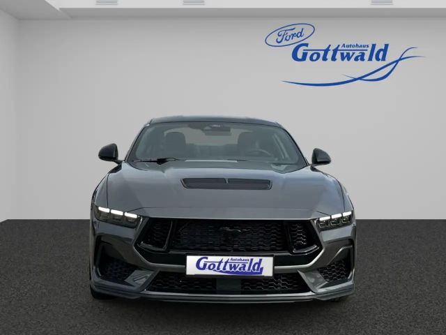 Ford Mustang Fastback GT 5.0 V8