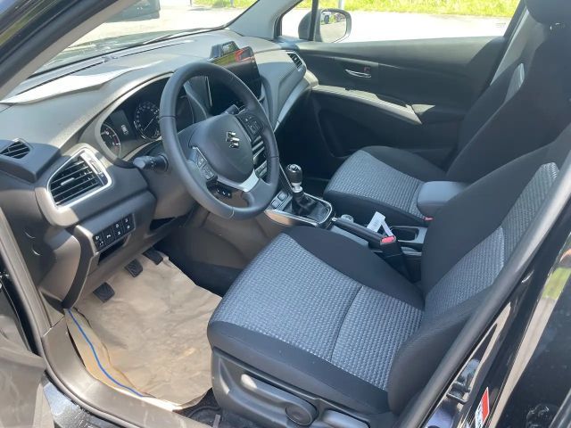 Suzuki S-Cross AllGrip Hybrid