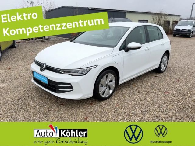 Volkswagen Golf Life eHybrid