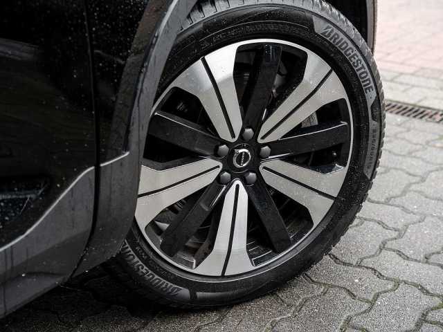 Volvo XC40 Core Recharge