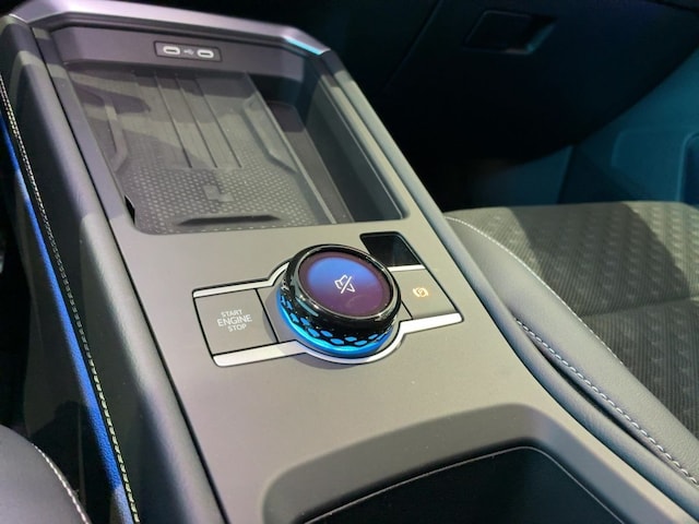 Volkswagen T-Roc 1.5 eTSI IQ.Drive R-Line Style