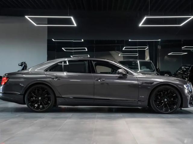 Bentley Flying Spur W12