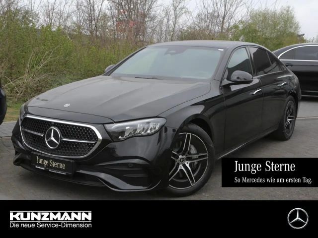 Mercedes-Benz E 220 AMG Line E 220 d Sedan