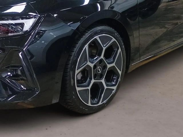 Opel Astra Sports Tourer Ultimate