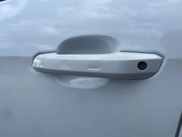 Audi A4 40 TDI Avant S-Line