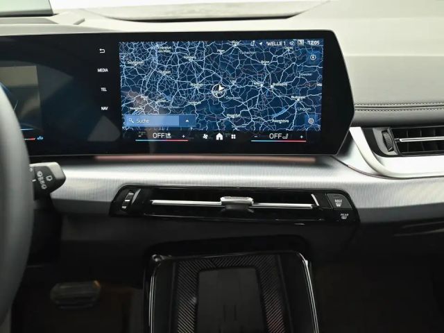 BMW 218 218d Active Tourer Luxury Line Sedan