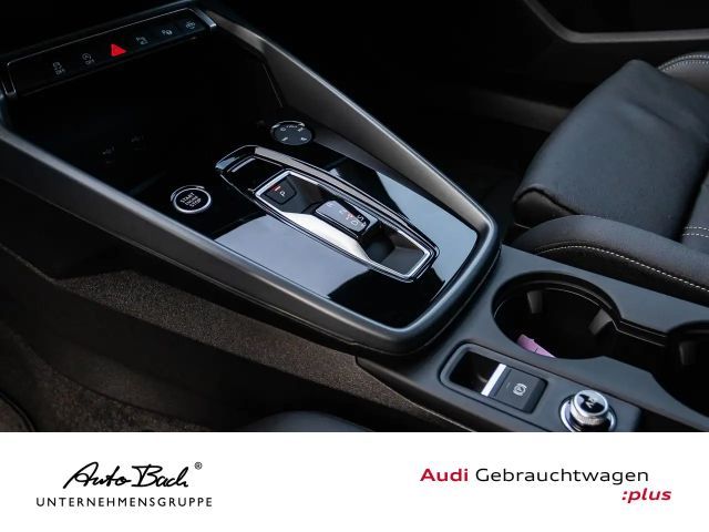 Audi A3 30 TFSI S-Line S-Tronic Sedan