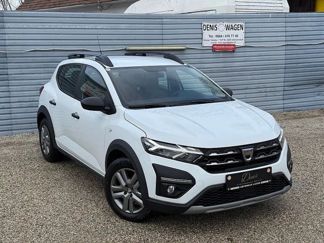 Dacia Sandero Essential Stepway TCe 90