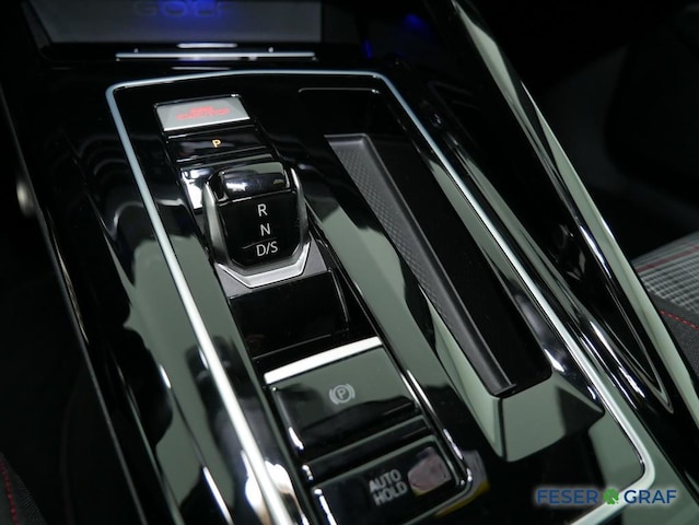 Volkswagen Golf 2.0 TSI GTI