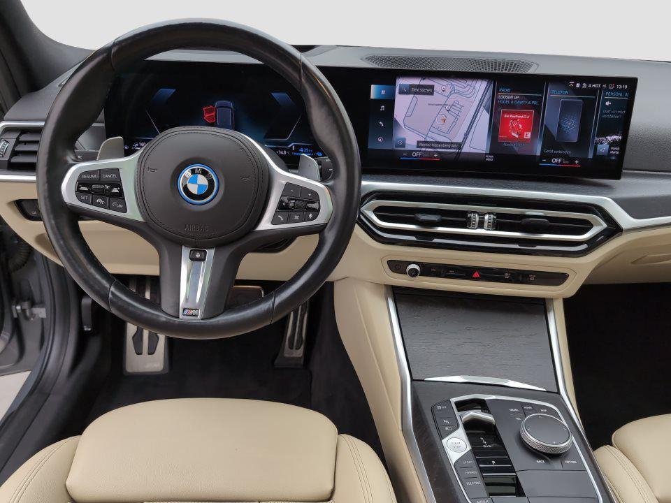 BMW 330 330e Touring xDrive