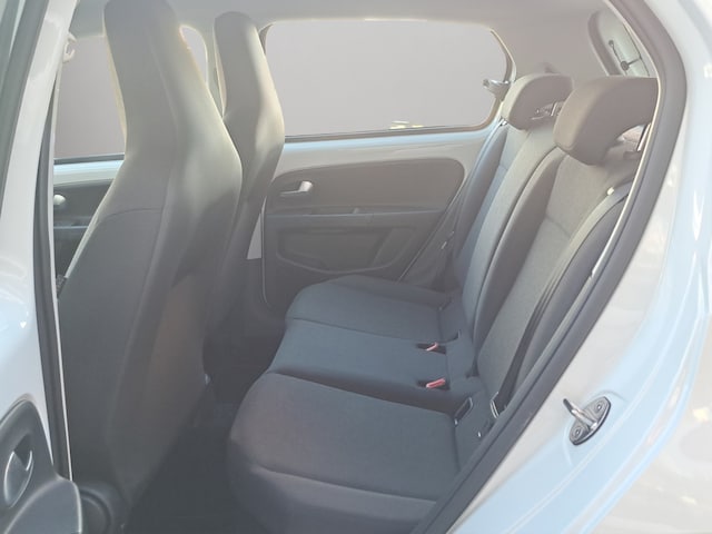 Volkswagen up! Move Move up!