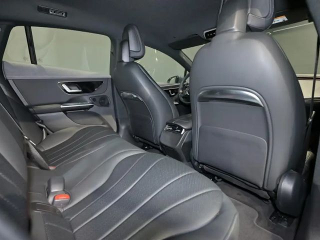 Mercedes-Benz EQE 300 Advanced Sedan