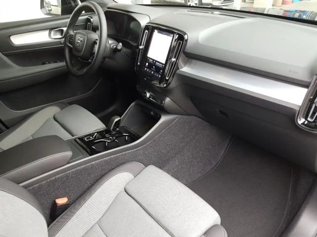 Volvo XC40 Dark Plus