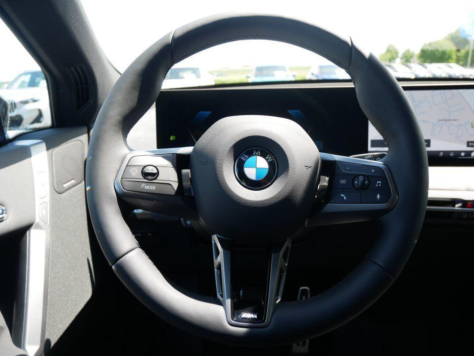 BMW iX xDrive60