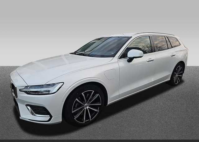 Volvo V60 AWD Core Recharge T6